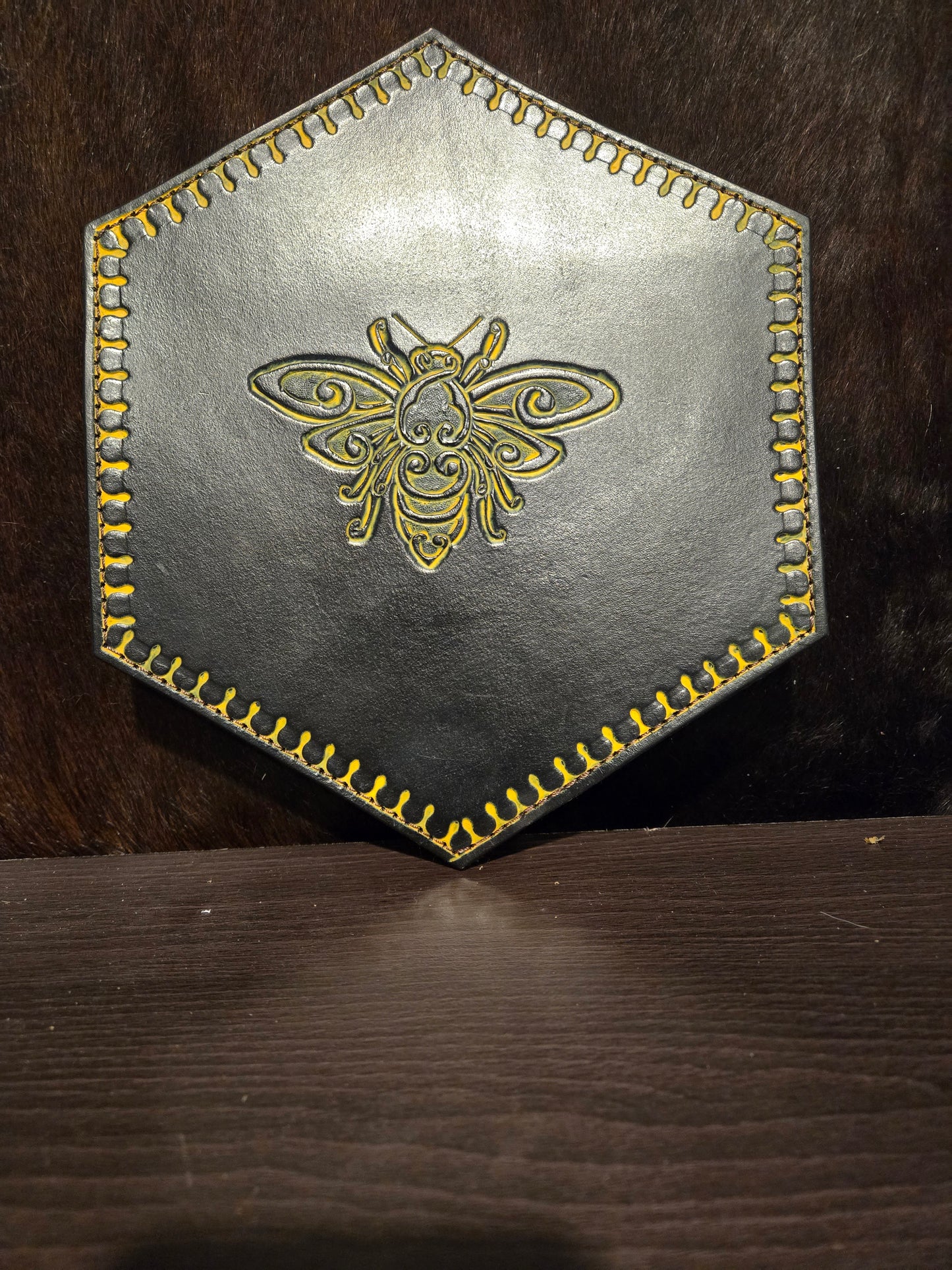 Bee Trivet